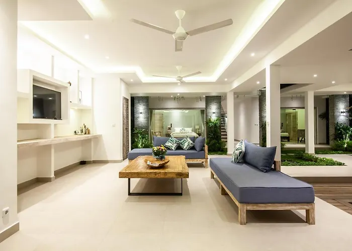 Villa Matahari Munggu 5br Canggu
