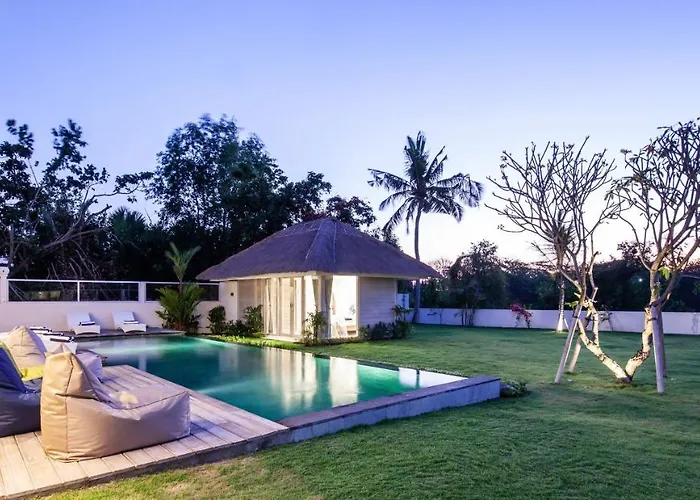 Villa Matahari Munggu 5br